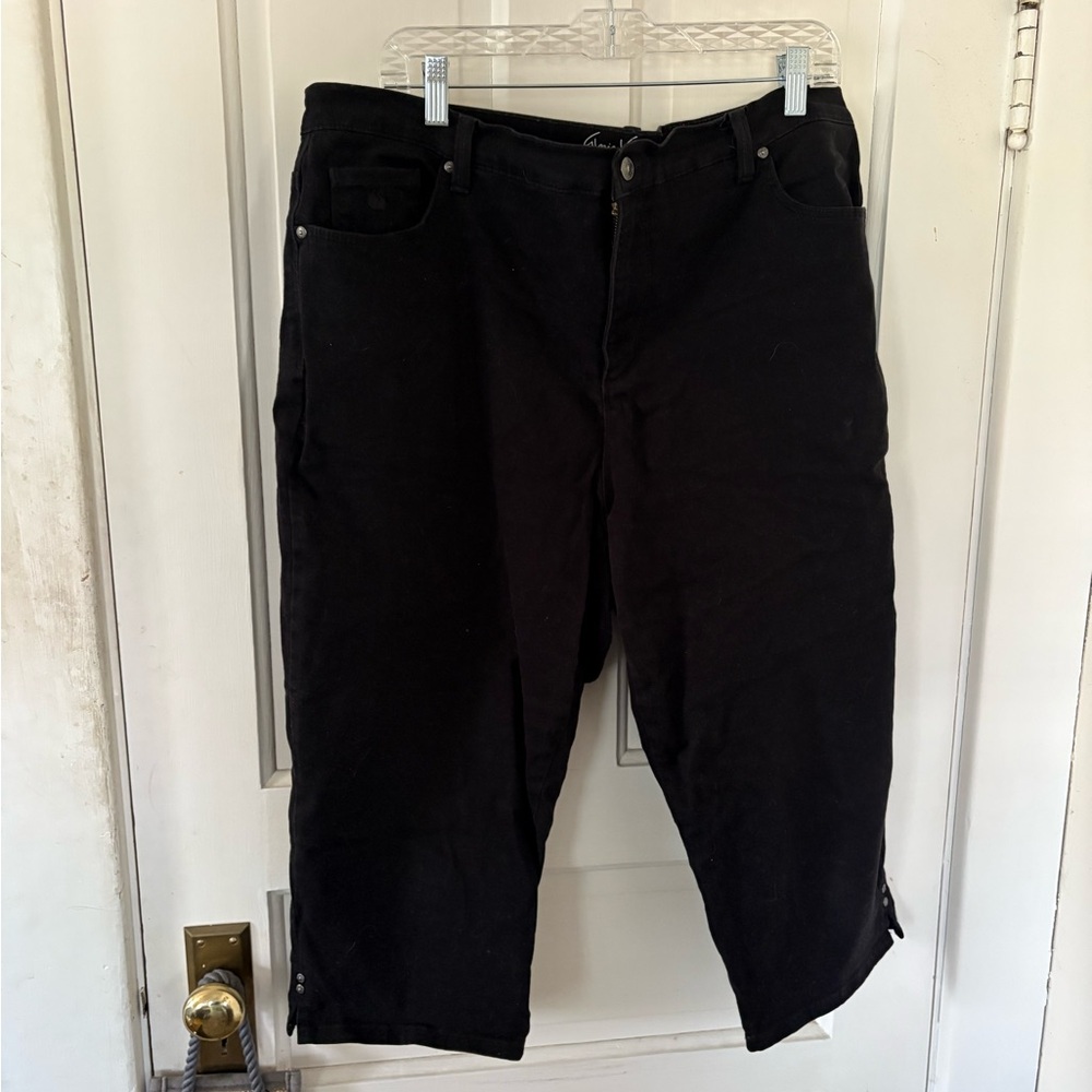 Gloria Vanderbilt Women’s Relaxed Denim Capris